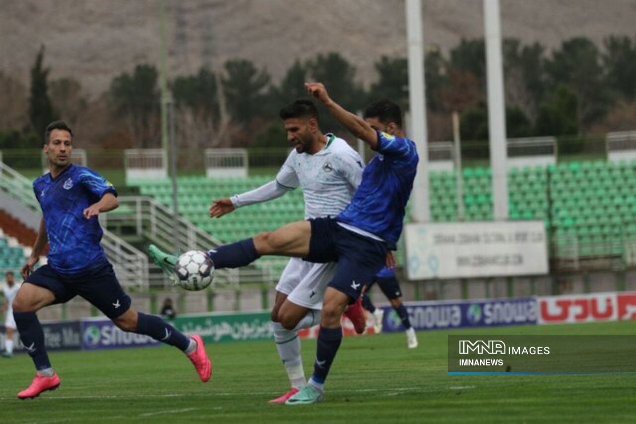 شکست پرسپولیس و برتری استقلال مقابل رقبا / اعادهحیثیت مهدی تارتار مقابل تیم سابق