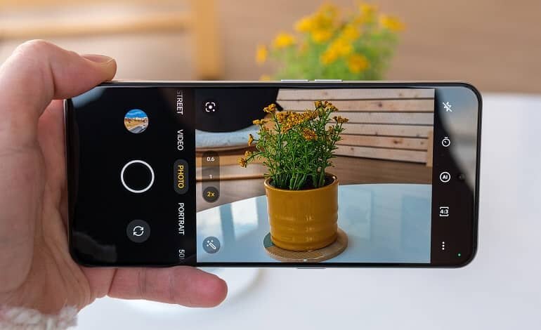 بررسی Realme GT3 + قیمت ریلمی gt3 امروز (۲۸ بهمن)