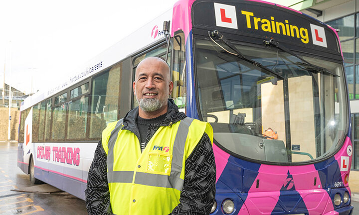 طرح آموزش رانندگان اتوبوس سراسر بریتانیا
