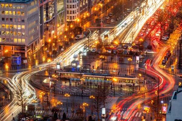 بهره‌گیری بلژیک از فناوری برای کاهش مصرف انرژی چراغ‌های خیابانی