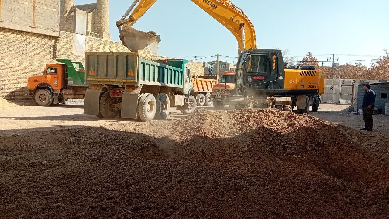 آغاز عملیات احداث پروژه مشارکتی «ایلیا» در منطقه ۸ اصفهان