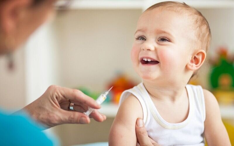 اجرای برنامه واکسیناسیون پنوموکوک و روتاویروس در راستای ارتقای سلامت کودکان