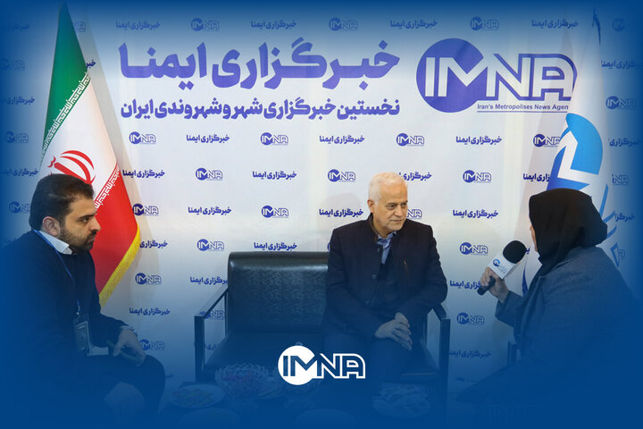 بازدید شهردار اصفهان از نمایشگاه رسانه های ایران و حضور در غرفه خبرگزاری پردیسان آنلاین بازدید شهردار اصفهان از نمایشگاه رسانه های ایران و حضور در غرفه خبرگزاری پردیسان آنلاین