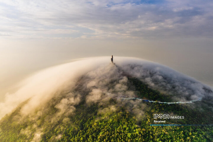 مجسمه 72 متری بودا بر فراز کوه بادن در جنوب ویتنام