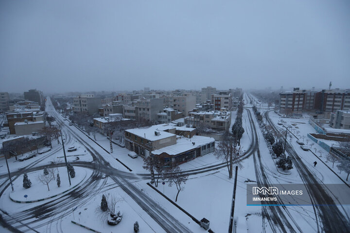 بارش برف و باران در ۱۵ استان کشور طی امروز / وزش باد در غرب و جنوب غرب شدت می‌گیرد