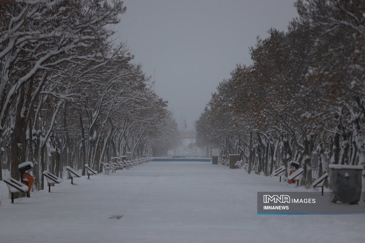 پیشبینی بارش برف و رگبار پراکنده در مناطق مستعد
