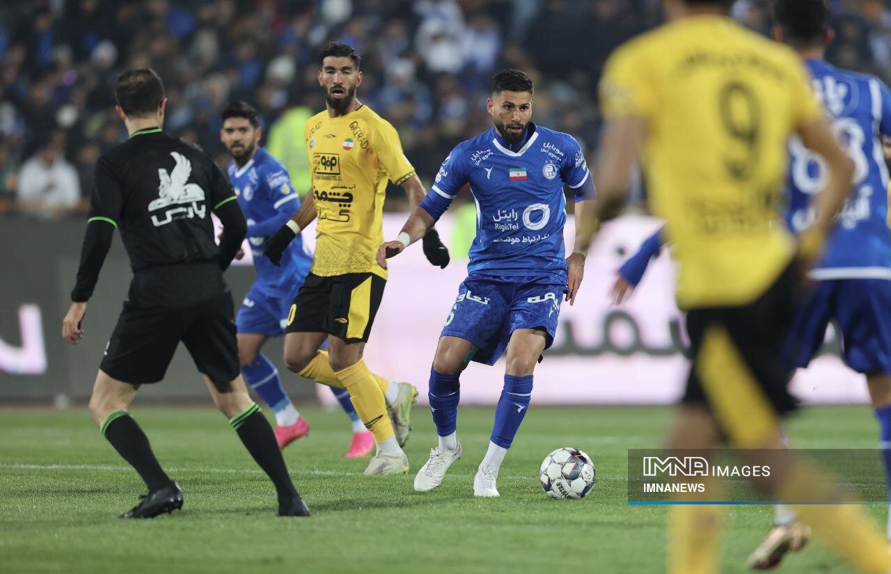 چرا نقاط ضعف سپاهان تقویت نشد؟