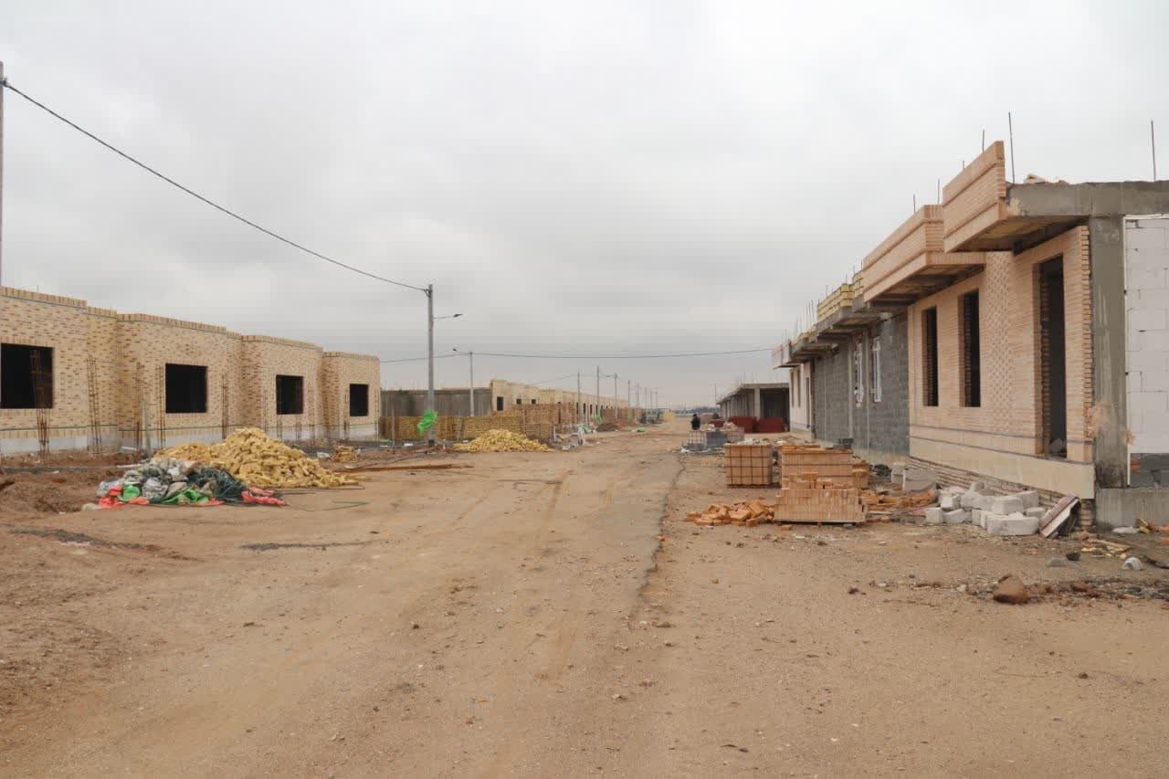 بازدید مسئولان از سایت ۳۷۷ هکتاری مسکن ملی یزد