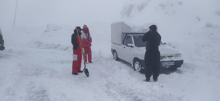 امدادرسانی به ۲۰ هزار نفر در برف و کولاک ۶ روز اخیر