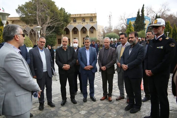 رونمایی و توزیع از ۱۰۹ دستگاه شاسی و دستگاه تنفسی به منظور ارائه به ۵۶ شهرداری اصفهان