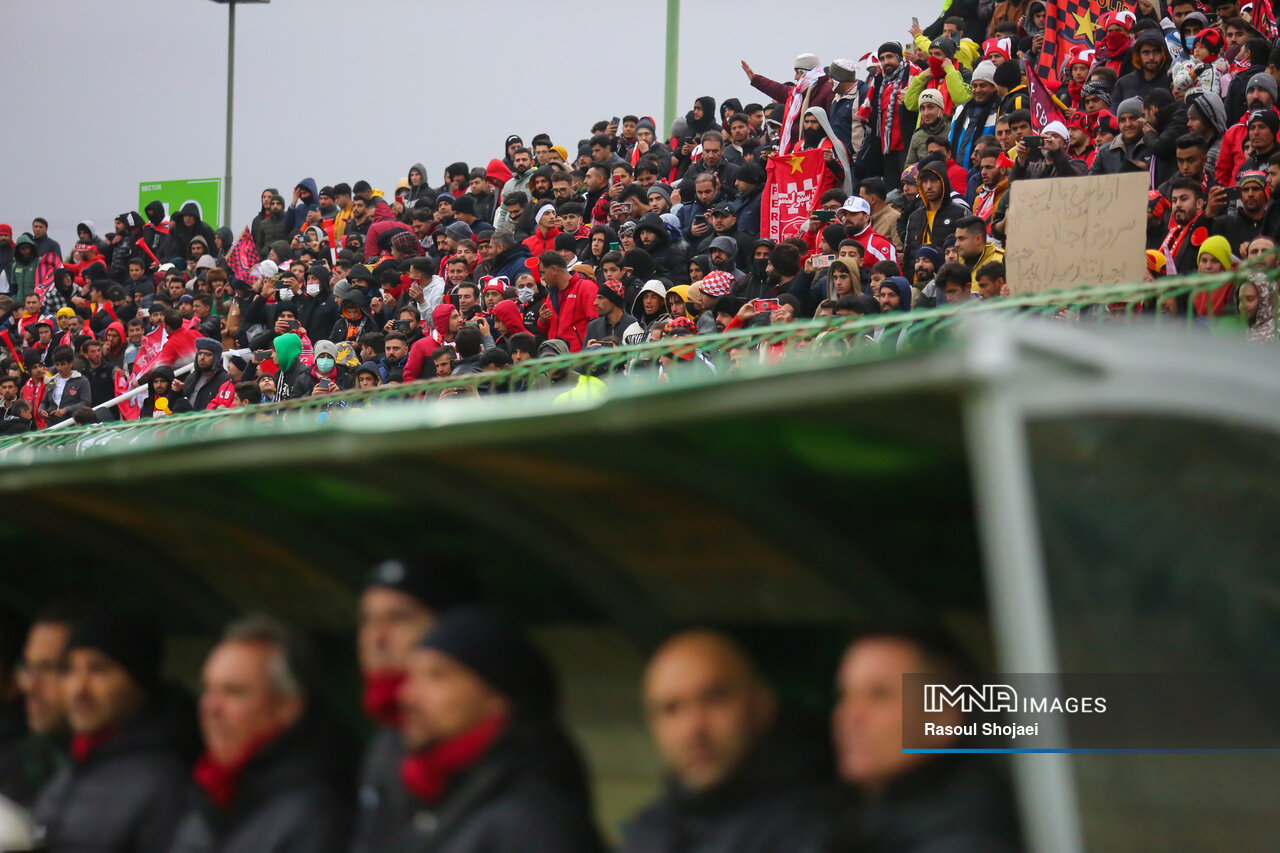 شهرستانیها صف اول درآمدزایی فدراسیون فوتبال