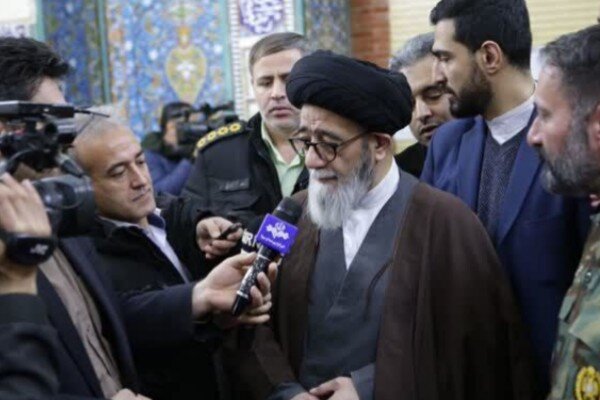 لبیک مردم به فرامین رهبری برای حضور در انتخابات