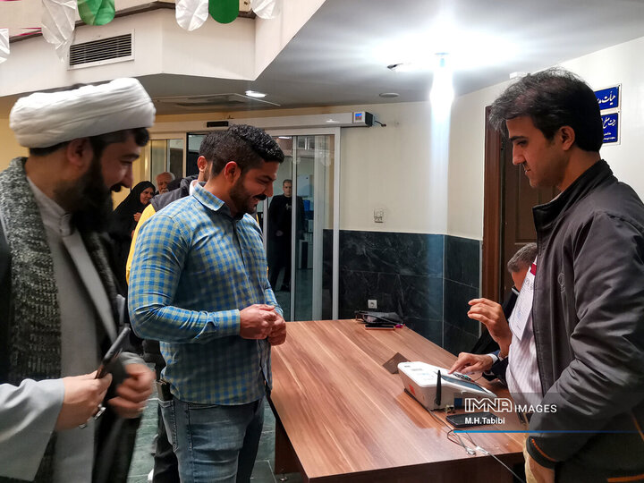 انتخابات در مجتمع فرهنگي مطبوعاتي اصفهان