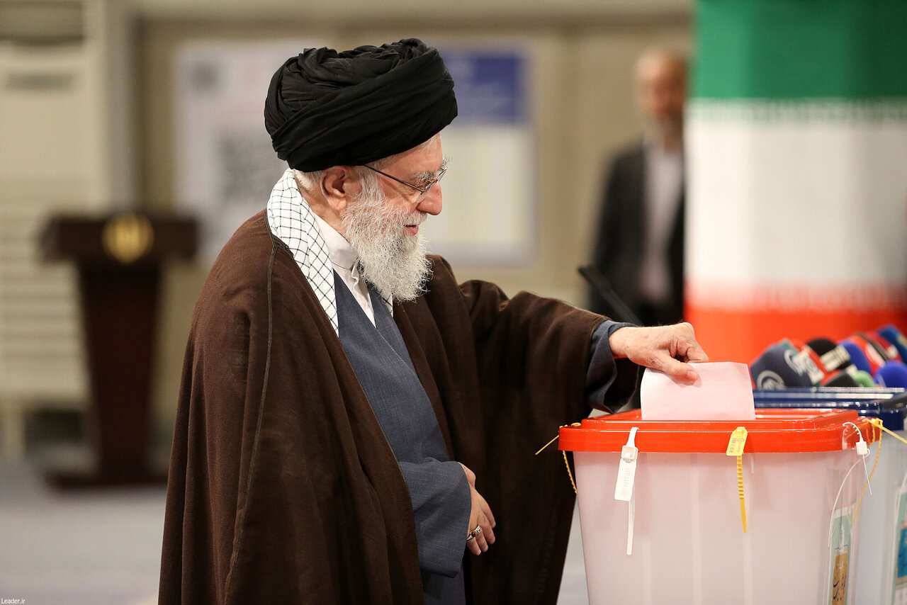 حضور رهبر انقلاب در انتخابات مجلس شورای اسلامی و خبرگان رهبری