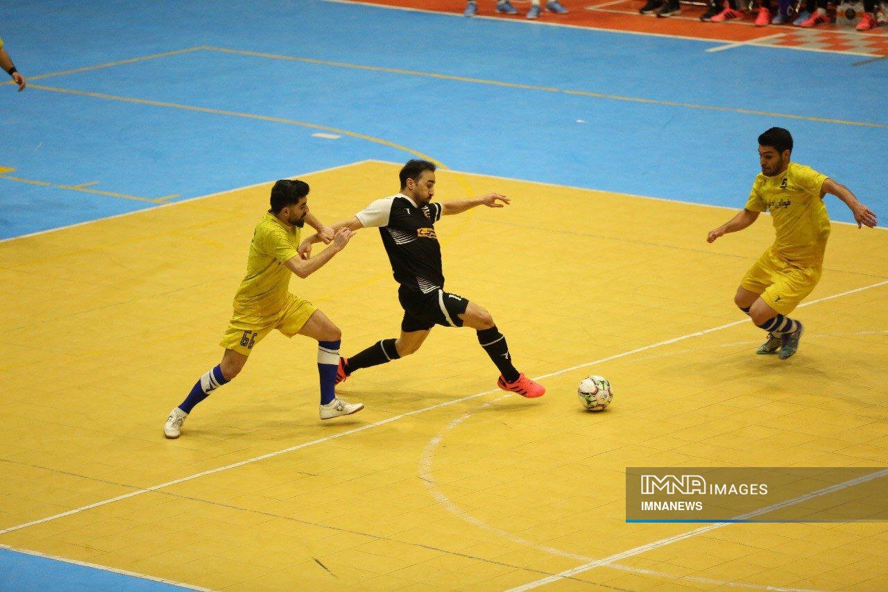 گیتیپسند در هفته پایانی بالاخره باخت / سقوط پوشاکحافظ و مقاومت به لیگ دستهاول