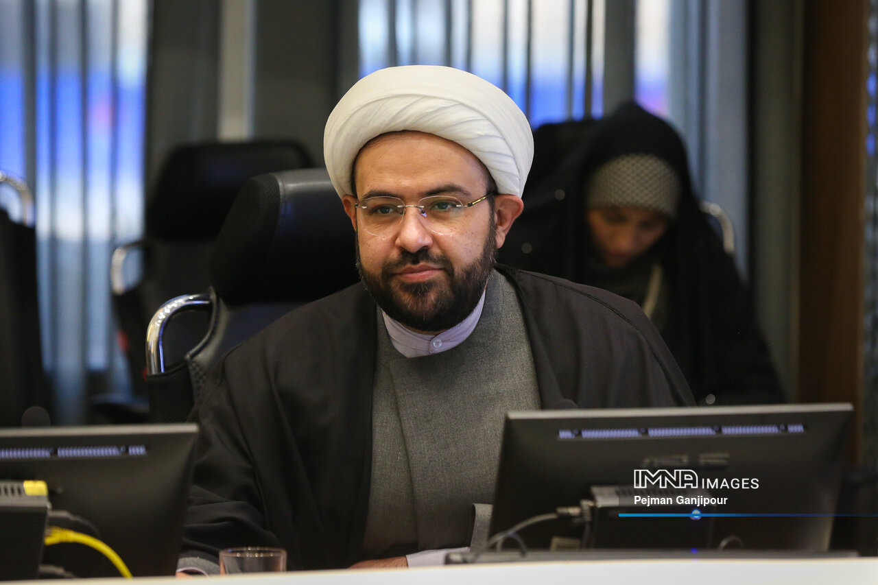 حرمت ماه رمضان رعایت شود/ فضای معنوی ماه رمضان ضامن بقای جامعه است