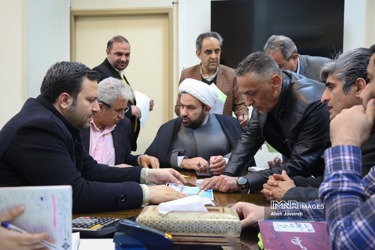 کمیته نظارتی شورای شهر اصفهان در منطقه ۶ شهرداری