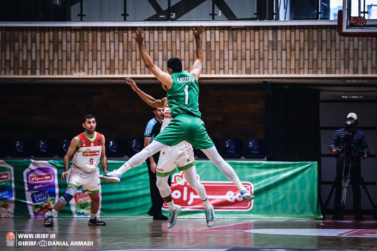 بازگشت گاندوها به مدار پیروزی/ مس حریف کاله نشد + جدول