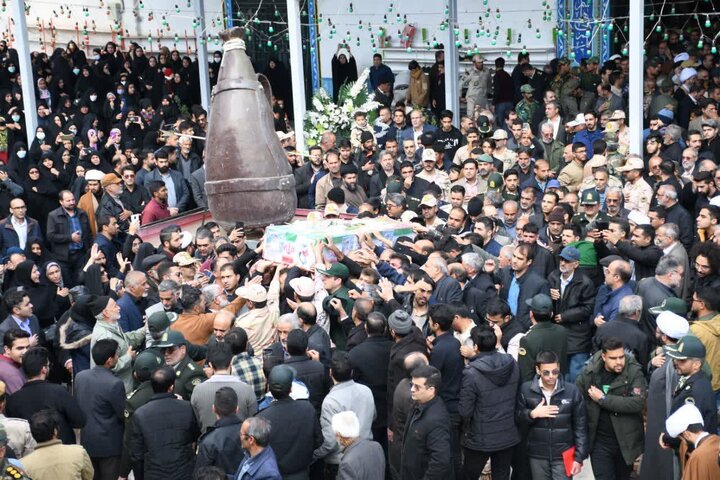مراسم تشییع و خاکسپاری پیکر مطهر شهید علیرضا مؤذن در بیرجند برگزار شد