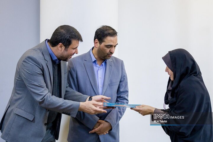 گردهمایی مسئولان دفاتر شهرداری اصفهان