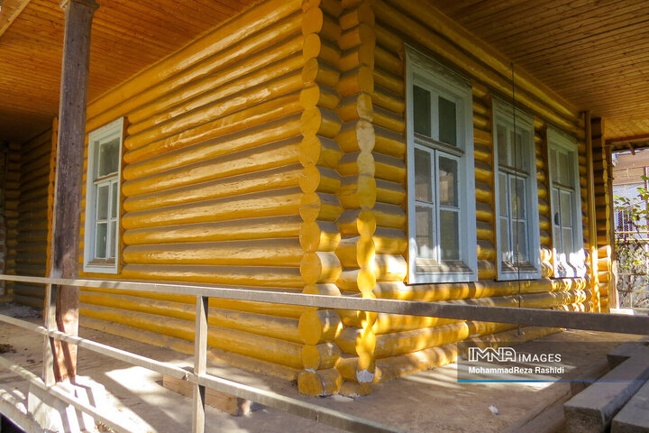 روزگار ناخوش گمرک چوبی آستارا