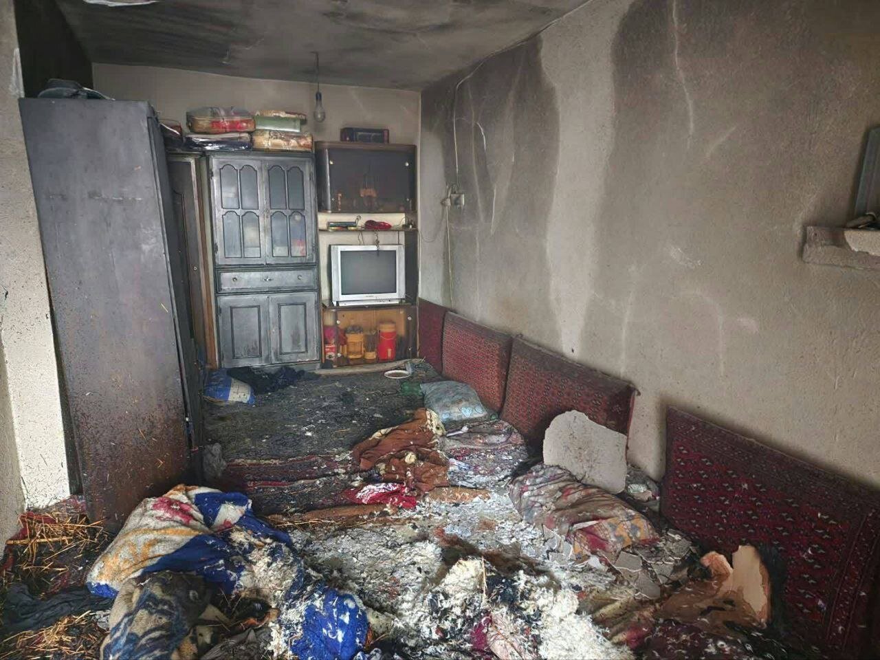 نجات جان ۶ شهروند شیرازی از میان شعله های آتش و دود