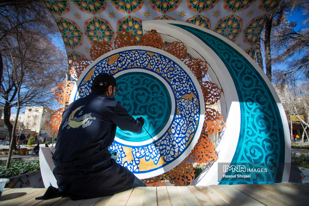 هنر مردمی جای خود را در جامعه باز میکند