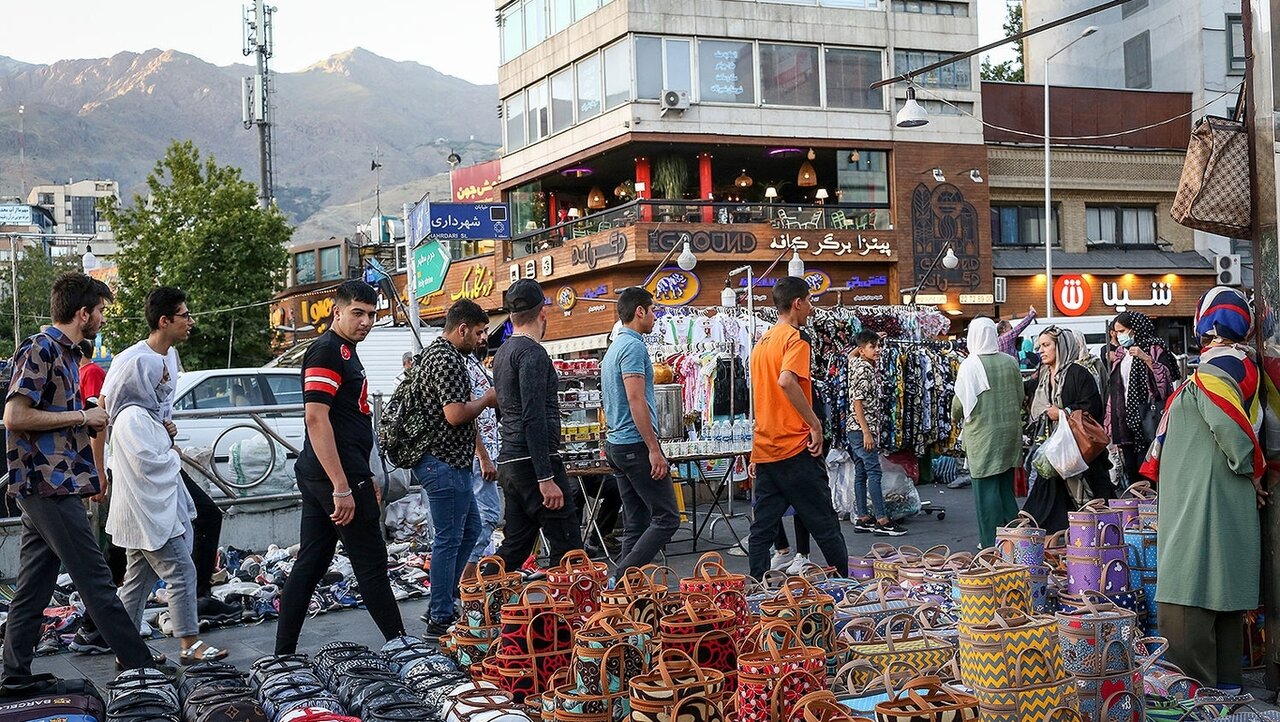 چالش جهانی پذیرش فروشندگان خیابانی در اقتصاد محلی