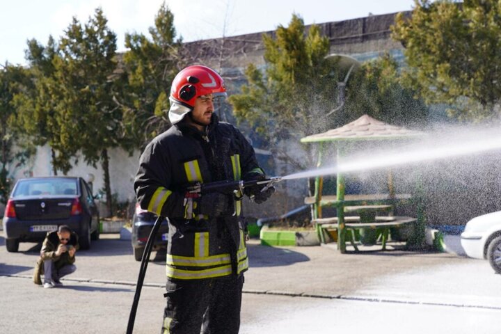 انجام نزدیک به ۱۰۰ عملیات توسط آتش‌نشانی زنجان در مراسم چهارشنبه سوری