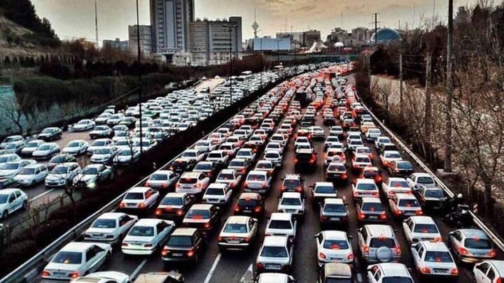 آخرین وضعیت راه‌های البرز/ ترافیک در آزادراه تهران-قزوین سنگین است
