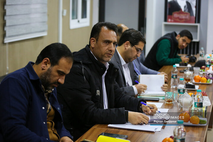 جلسه بررسی آخرین اقدامات کمیته‌های ستاد خدمات سفر شهر اصفهان