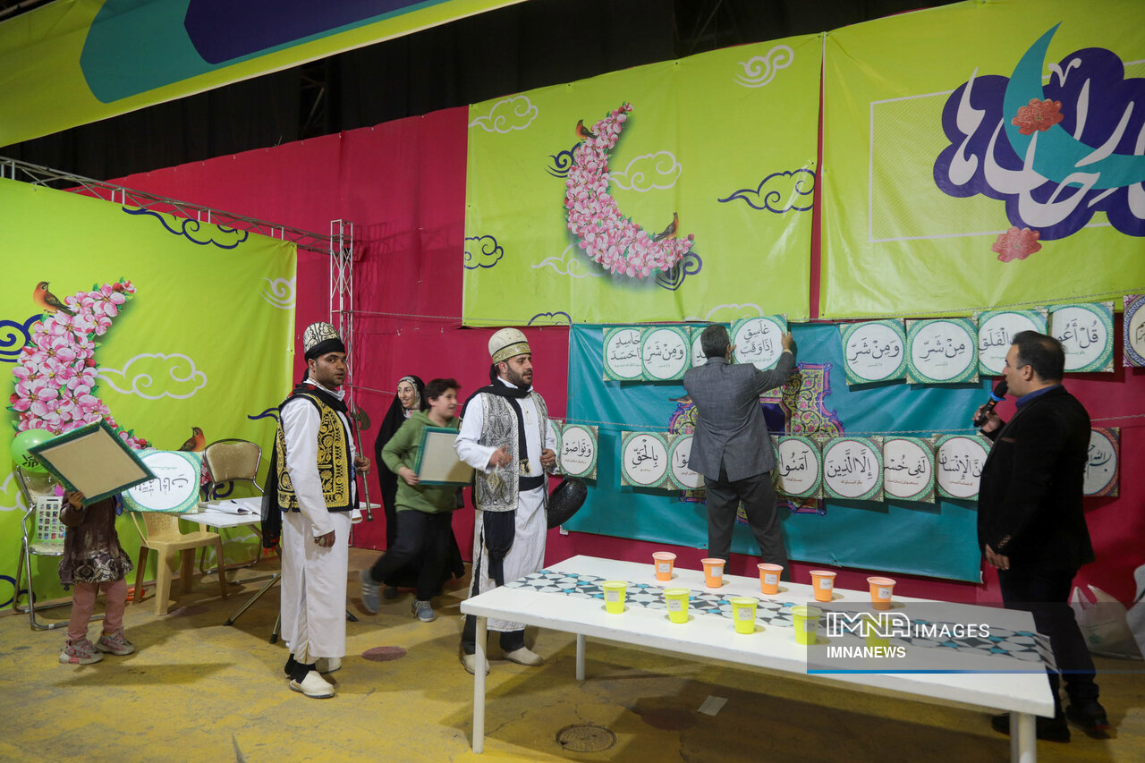 نمایشگاه قرآن و عترت، فرصتی برای پیوند میان قرآن و خانواده