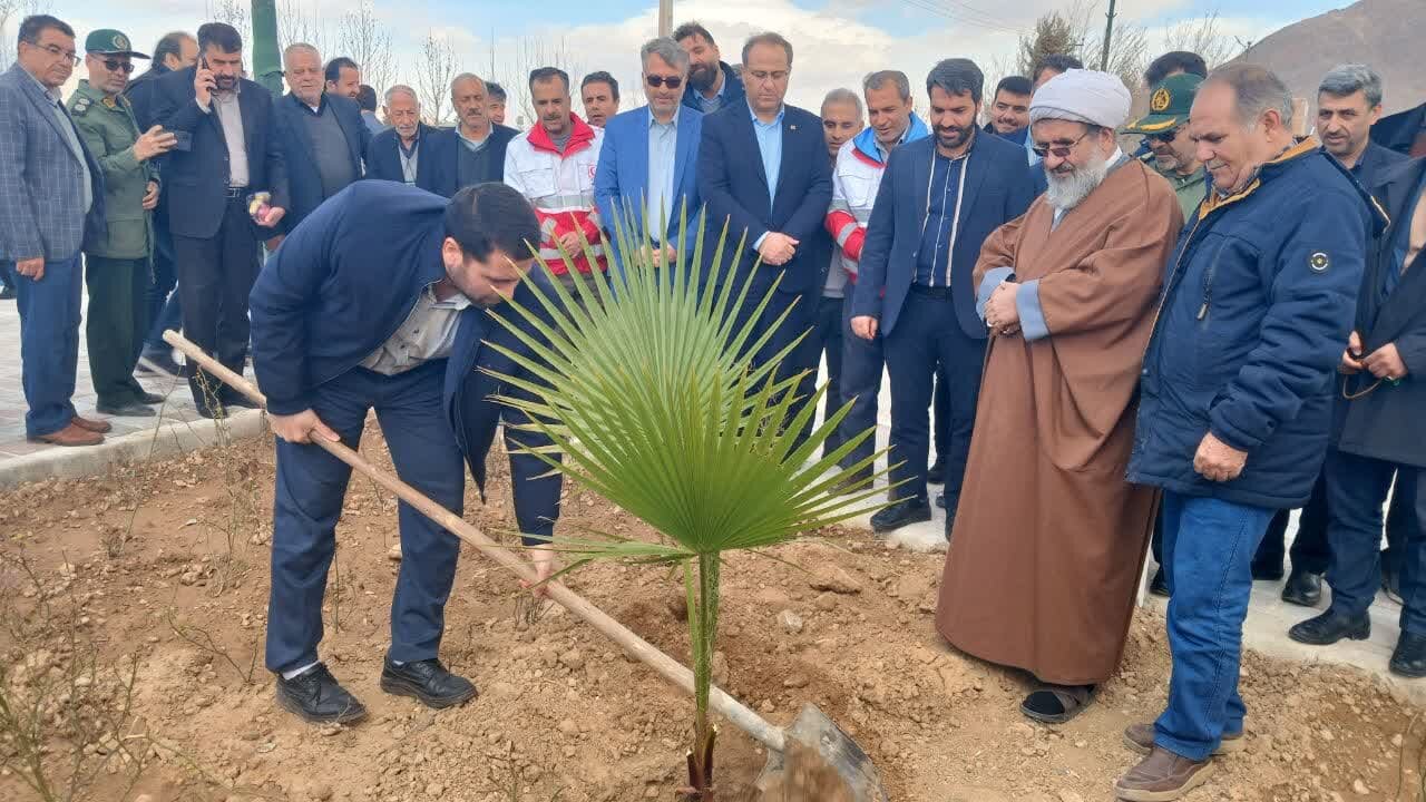 ۷۵۰ هکتار درختکاری در مجموعه‌های صنعتی شرق اصفهان انجام می‌شود