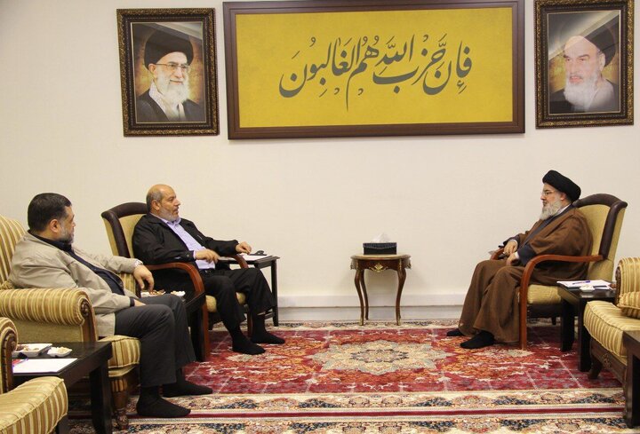 دیدار هیئت بلندپایه جنبش حماس با دبیر کل حزب‌الله لبنان
