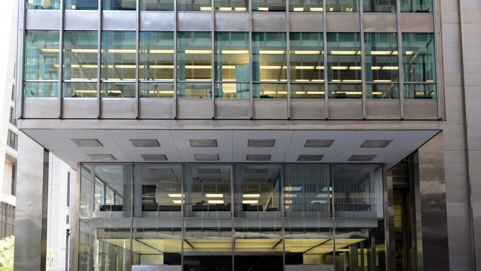 حل بحران مسکن با تغییر کاربری ساختمانهای اداری