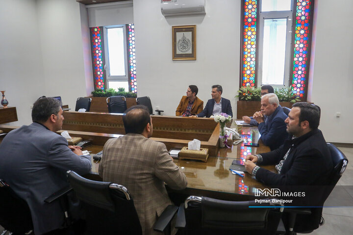 جلسه شورای راهبری بهره‌وری شهرداری اصفهان