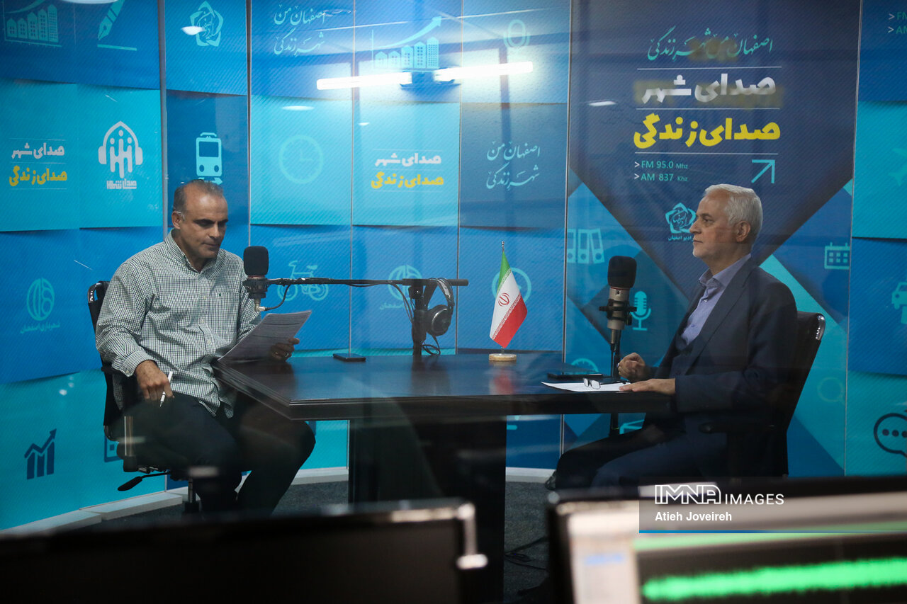 قاسمزاده: جشنواره فیلمهای کودکان و نوجوانان مهر ۱۴۰۴ در اصفهان برگزار میشود