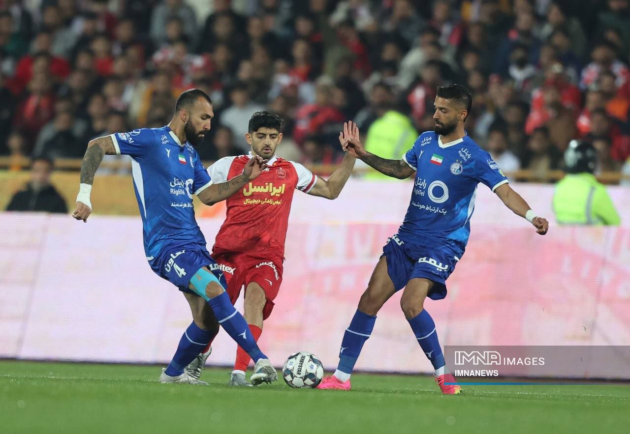 برگ برنده بازیکنان خارجی در جیب سرخابیها