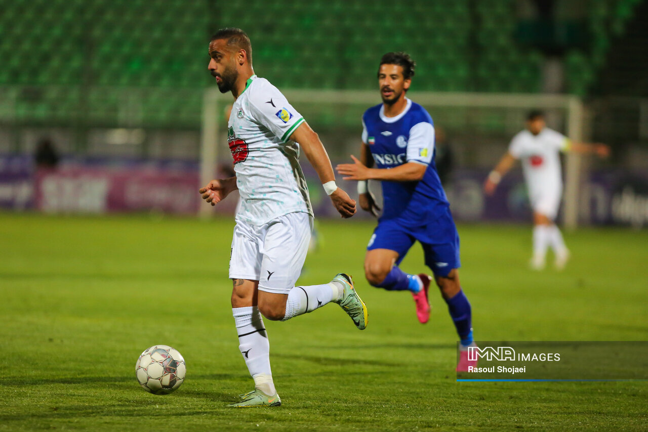 صدرنشین لیگبرتر در پایان سال استقلال خواهد بود؟