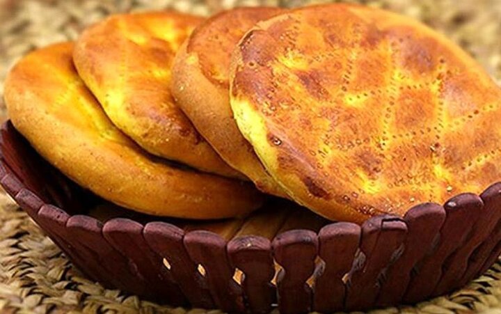 تغییر پخت ۲۴ نانوایی همدان به گرده سنتی در ماه رمضان
