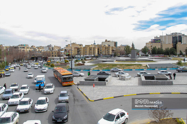 میدان آزادی(دروازه شیراز)