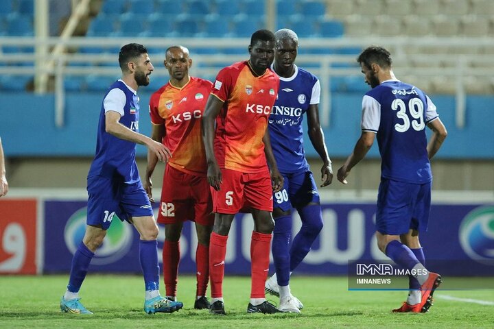 پریرا از فولاد جدا شد