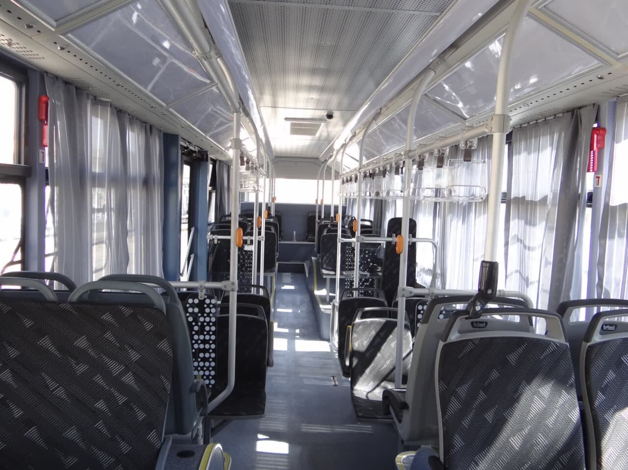 چرخ اتوبوس برقی در اصفهان چرخید + فیلم