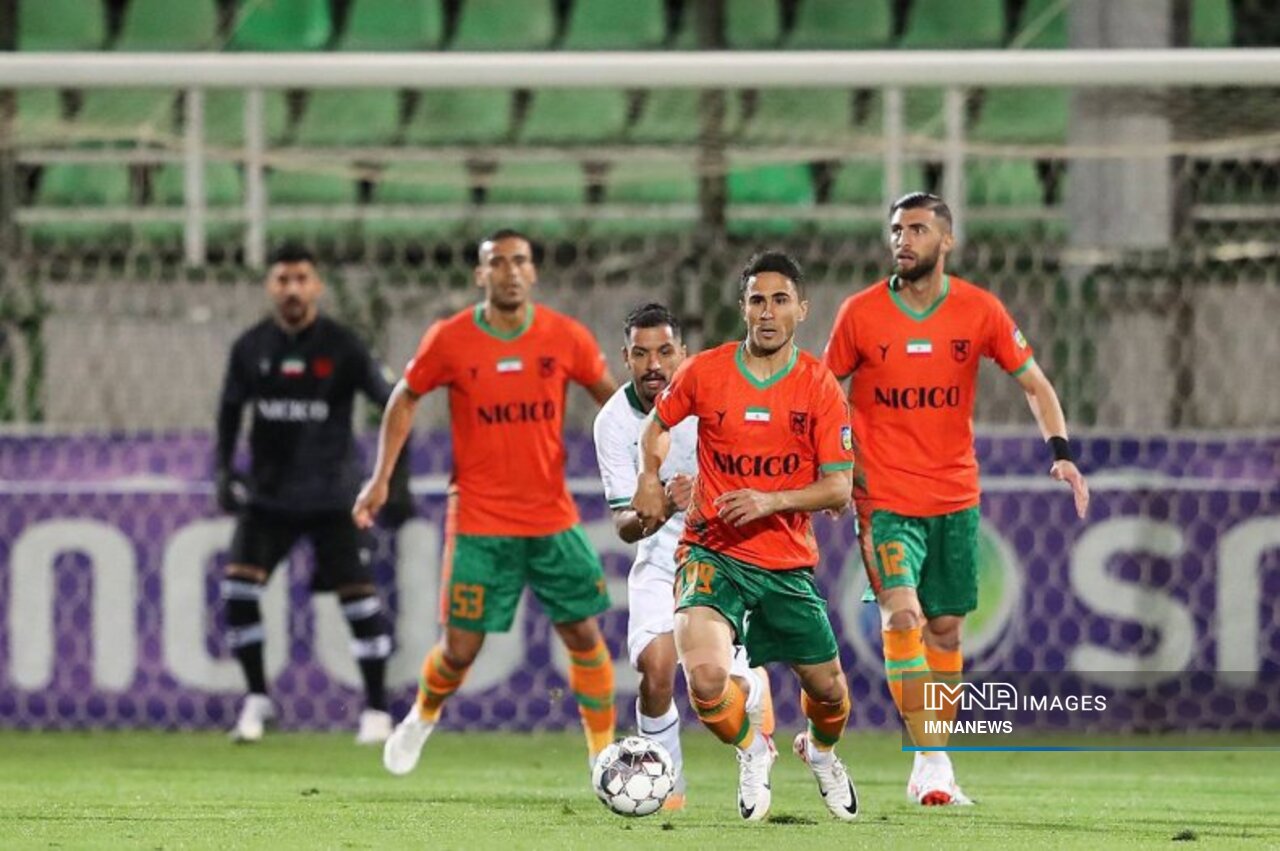 پرسپولیس امیدوار به توقف استقلال