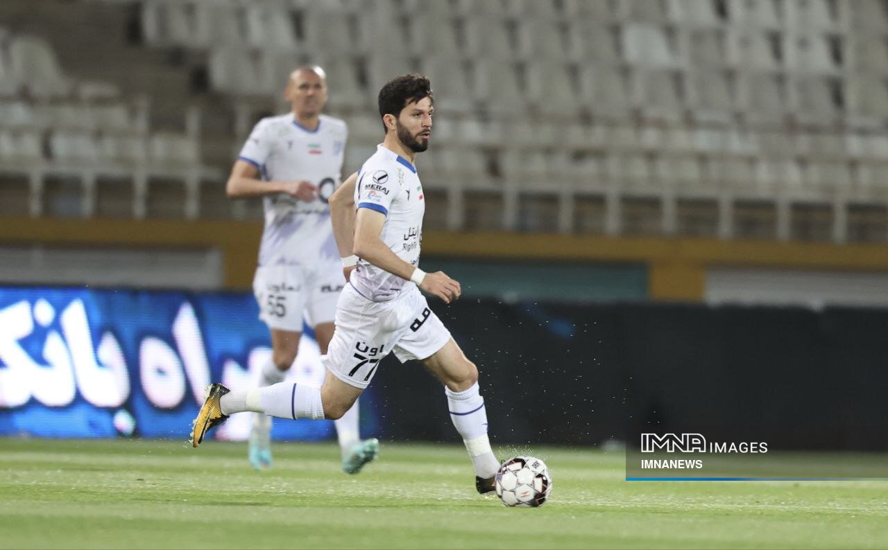 برگ برنده بازیکنان خارجی در جیب سرخابیها