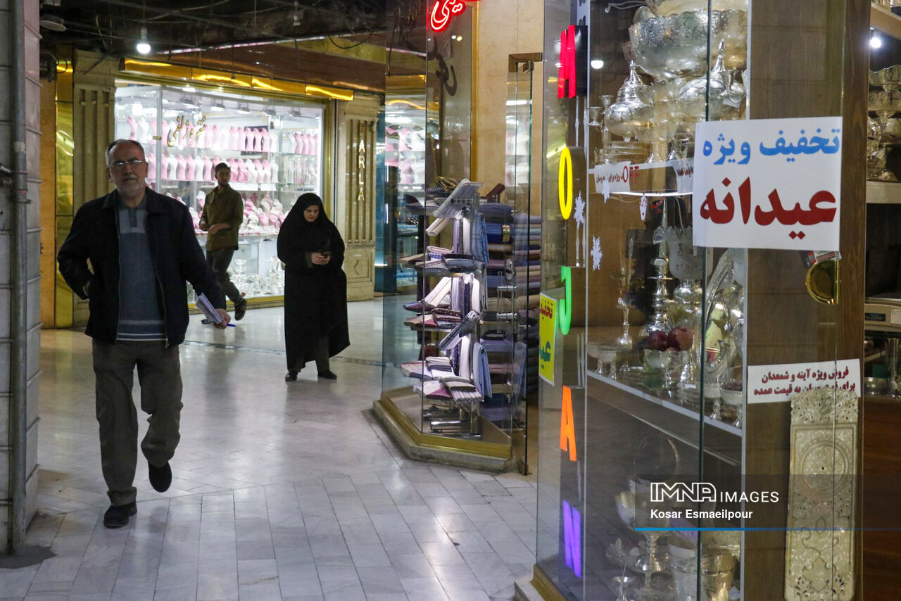 شور و هیجان شب عید، از بازارهای پرجنبوجوش تا هزینه نوروزی خانوارها