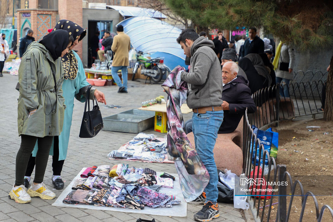 شور و هیجان شب عید، از بازارهای پرجنبوجوش تا هزینه نوروزی خانوارها