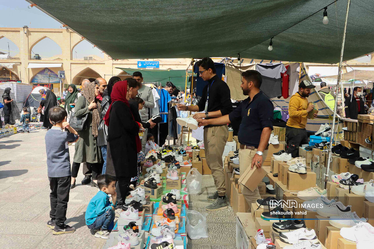 دستفروشی؛ فرصت یا تهدید برای شهرها