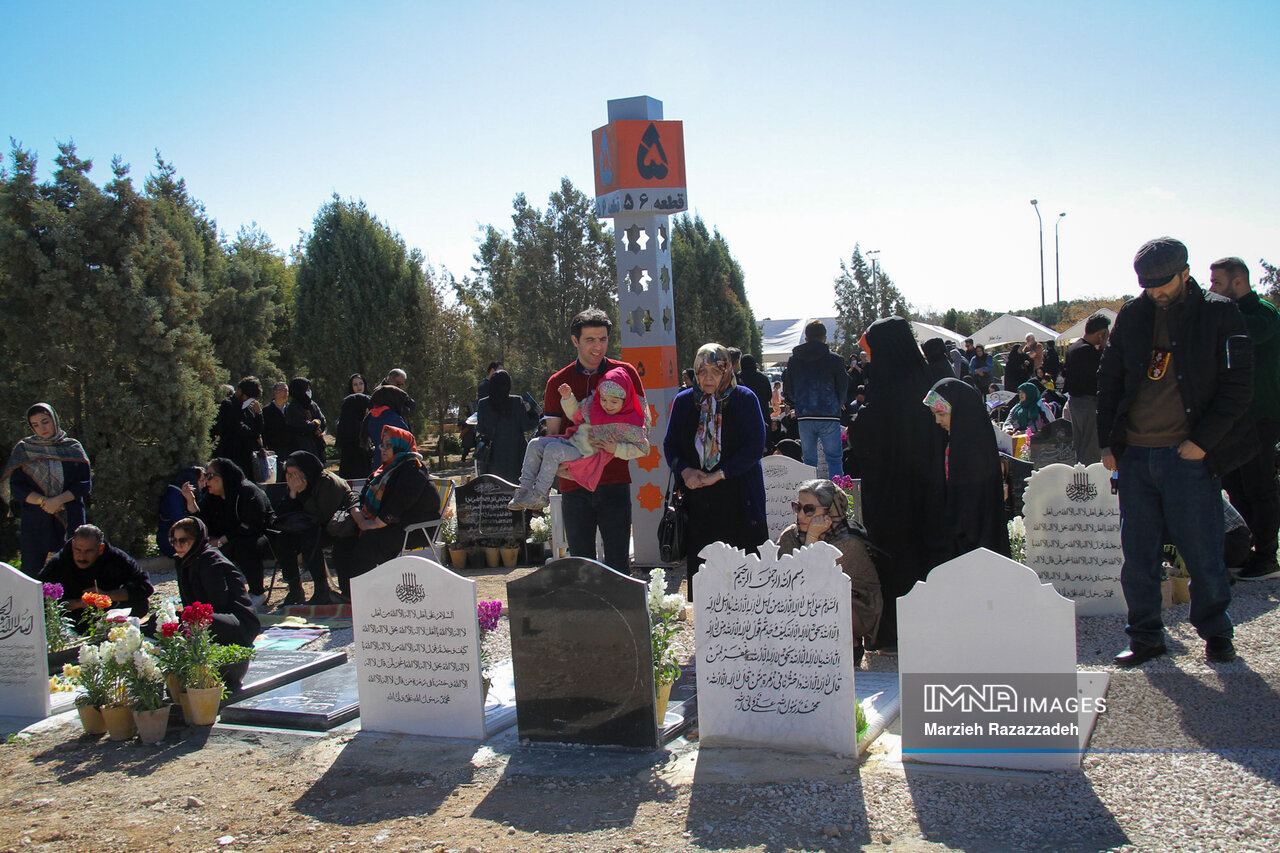 «رضوان» باغی برای تجدید دیدار و نجواهای عاشقانه