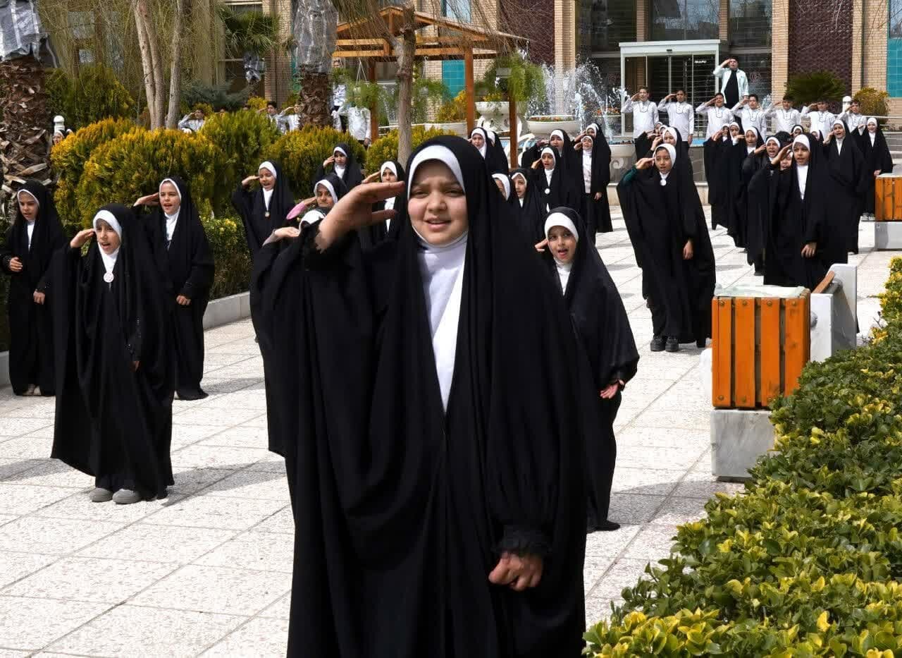 رونمایی از نماهنگ «بیعت» در منطقه ۱۲ اصفهان